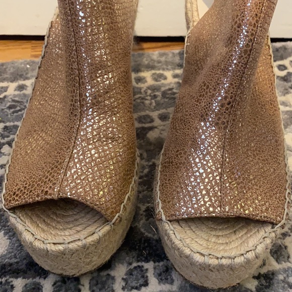 Kenneth Cole Odette espadrille peep toe wedges - Picture 4 of 10